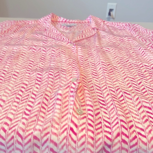 Tommy Bahama silk button down shirt - Picture 5 of 5